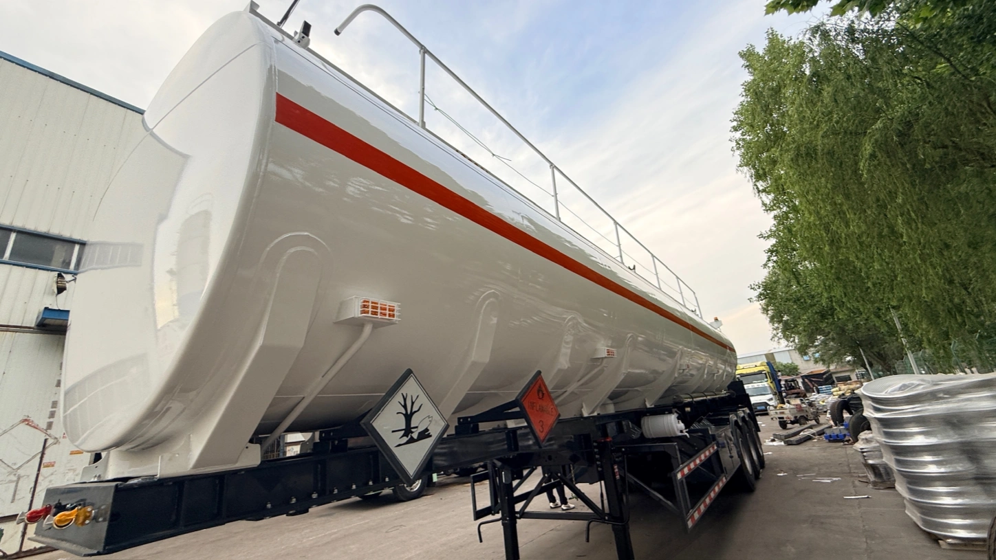 3 axle fuel tanker trailer 3 axle fuel tanker trailer